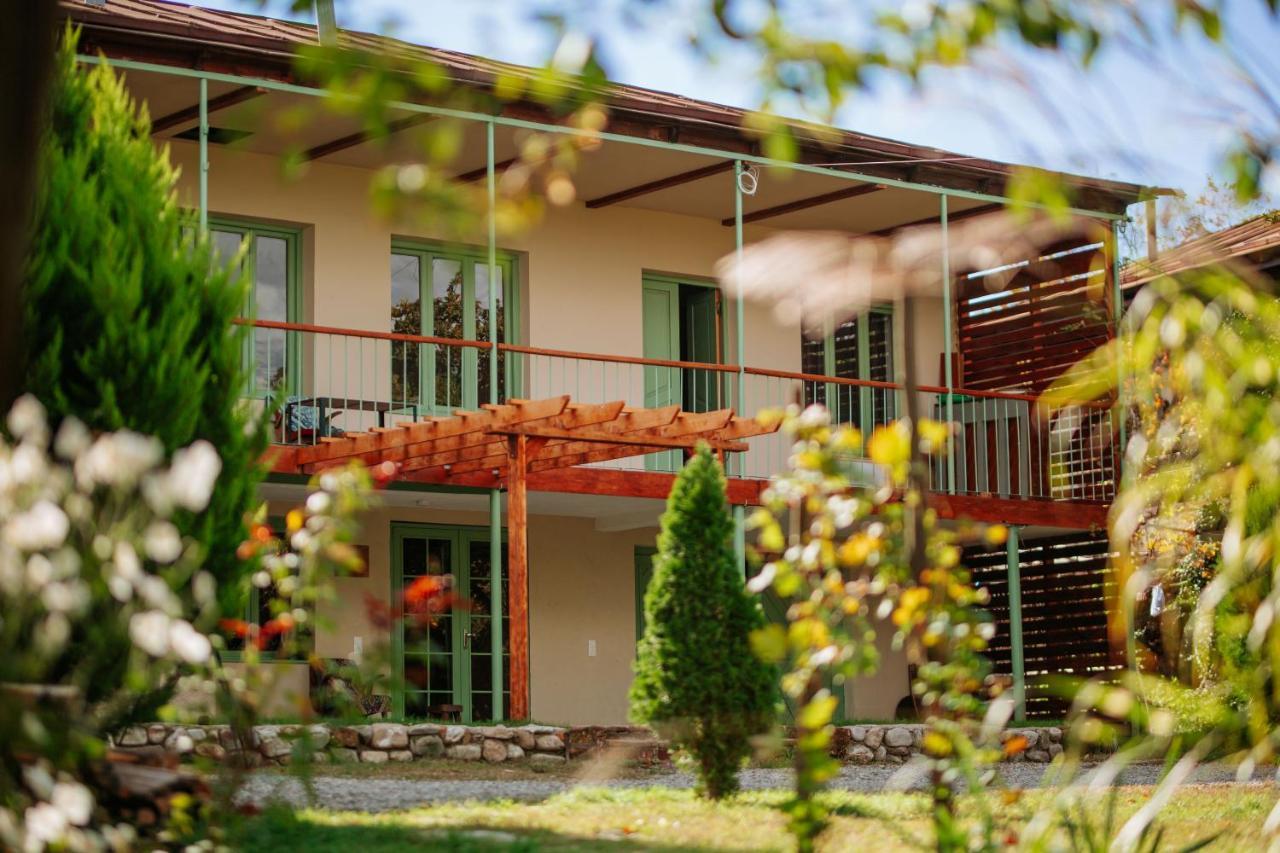 Hotel Casa Akacia Telavi Esterno foto
